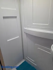 Luxury Caravan at 10 - Image 2