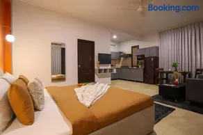 Studio Serviced Apartments near Fortis Hospital - Image 4