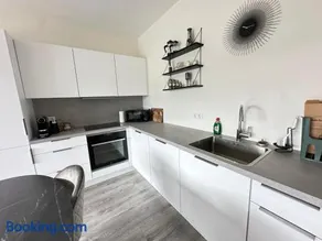 Modern apartment in Lágaleiti in Reykjavik - Birta Rentals - Image 3