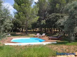 Appartement dans mas avec piscine privée sans vis a vis - Image 3