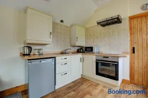 1 Bed in Banningham oc-1389 - Image 3