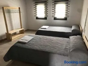 Alojamiento El Pez, Casa con piscina climatizada - Image 1