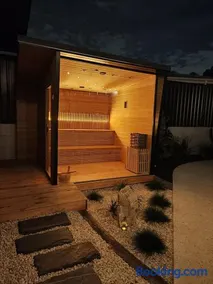 The Hill Retreat - Image 3