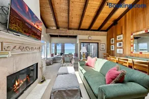 Charming Lakefront Cottage Near Heavenly LLV609 - Image 4