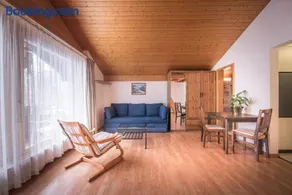Central Wengen Wonderland: Mezzanine Studio for 4 - Image 3