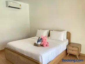 Monanza Hotel - Image 2