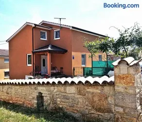 Apartments Pranjic with Pool - Image 1