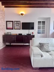 Maison de caractère au cœur du village - Image 3