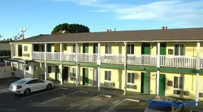 City Center Motel - Oxnard - Image 2