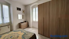 UN BALCONE IN PINETA - Image 1