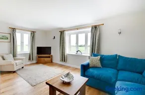 2 Bed in Newton oc-ffba - Image 2