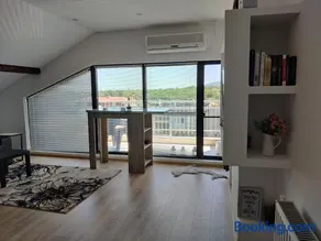 Apartment 7 - Image 2