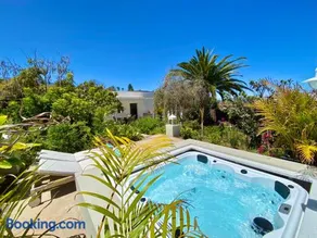 Casa Boticaria, bonito Paraíso Privado con jardín y Jacuzzi. - Image 4