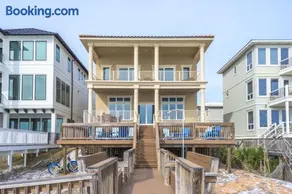 Gulf Paradise - Image 2