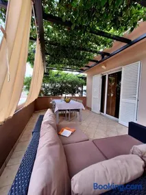 The Golden Island apartments - Image 1