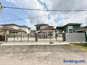 D'Lora Villa Melaka - Image 1