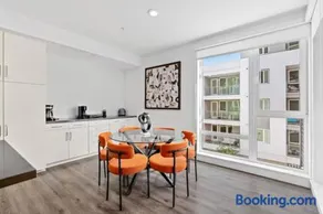 Ruby Tide - Two Floor Airy 2BR Marina Side Exclusive Amenities - Image 5