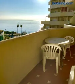Estudios y Apartamentos Benal Beach - Image 3