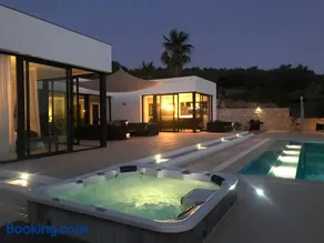 Hill house Spain -villa casa blanca - Image 3
