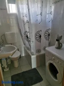 House Katarina - Image 2