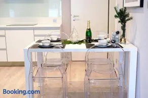 Sublime Studio with Big Terrace - Image 2