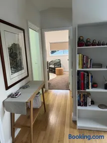 Quiet hideaway, perfect for one or two ! - Image 3
