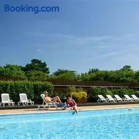 Casita De Cuervo at Shorefield Park - WIFI - Pet Friendly - Passes Included - Image 4
