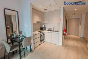 Seabreeze Studio Yas Island - Image 4