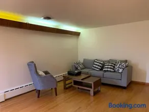 #2 Cozy Queen size bedroom @New Brunswick NJ downtown - Image 4