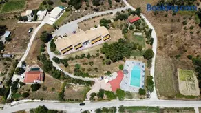 Gardenos Hotel - Image 5