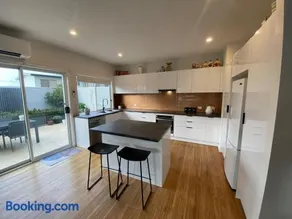 Dromana Bay Holiday House - Image 3