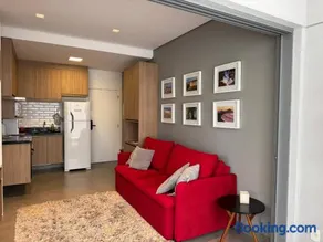 Loft em Moema, próximo ao Metro, com estacionamento no condomínio - Image 1