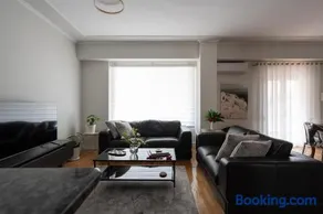 Oly modern apartment - Image 3