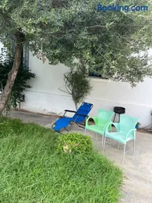 3 bedroom Villa with garden - Image 4