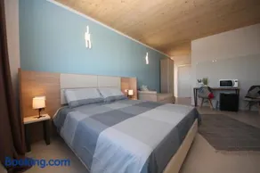 Ohana Holiday Rooms - Image 5