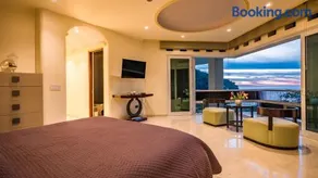 P V near Colomitos Beach Boutique Hotel - Image 2