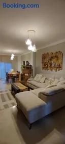 Apartamento Acogedor con Mucha Luz - Image 3