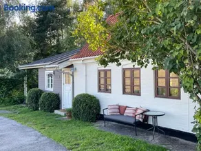 A true nature pearl in idyllic surroundings but close to the city - Image 2