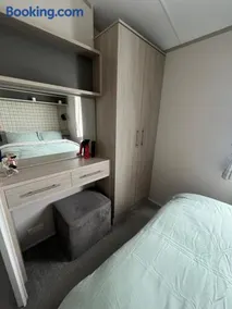 8 berth caravan Spinney Way Unity Beach Brean Somerset no pets - Image 5