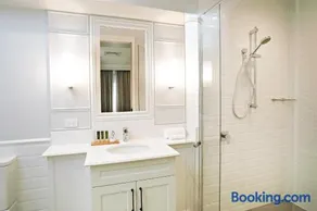 The Arbour Boutique Apartments - Image 4