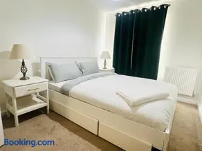 Ebbsfleet Executive Stay 2 Beds 2 Baths With FREE PARKINGS - Image 4