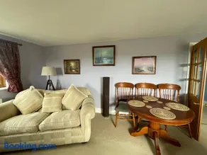 Hardy View Farm House - Image 3