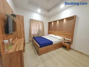 Stay Court - Business Class Hotel - Near Central Railway Station - Image 3
