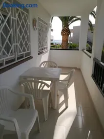 Apartamento para 4 personas con piscinas - Image 2