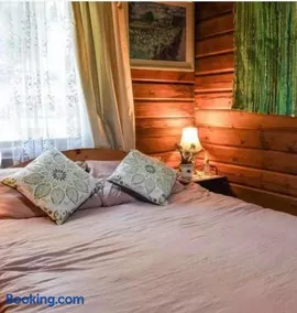 2 Bed Lodge - Sleeps 4 - Pets - Parking - Wifi - Image 5