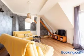 Maisonette Wohnung mit Blick über die Stadt - Image 2