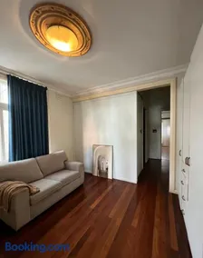 Burwood quiet share stay - Image 2