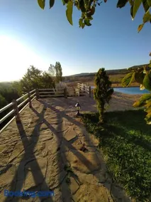 Rise In Valley - Image 2