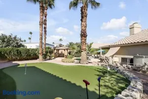 Palms of Paradise Oasis - Image 2
