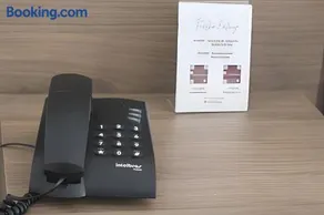 FLAT VPM - Cozinha, Varanda, Ar Cond, Estacionamento, Cama Queen, Vista Incrível, 400mb Wi-fi, TV Smart, Serviços de Streaming, Ducha Forte, Próximo a Barra da Tijuca e Recreio, 10min de carro da Praia - Image 5